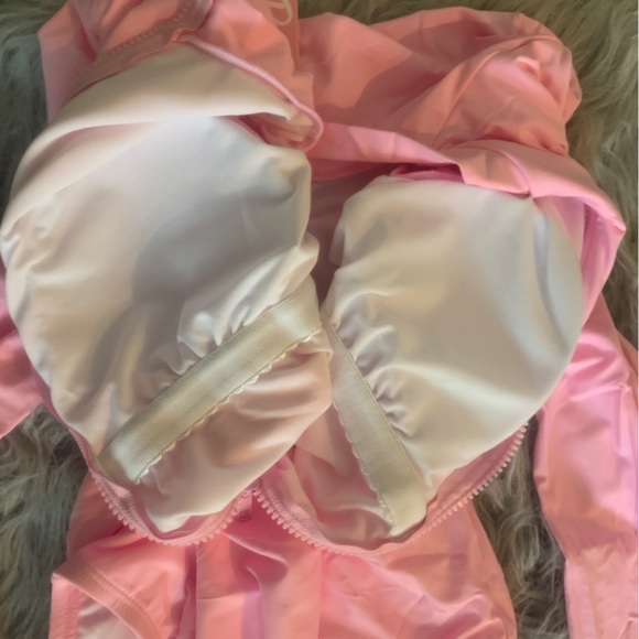 Barbie pink Women’s long sleeve rash guard surf wear swimsuit new Sm med L XL - Picture 4 of 5